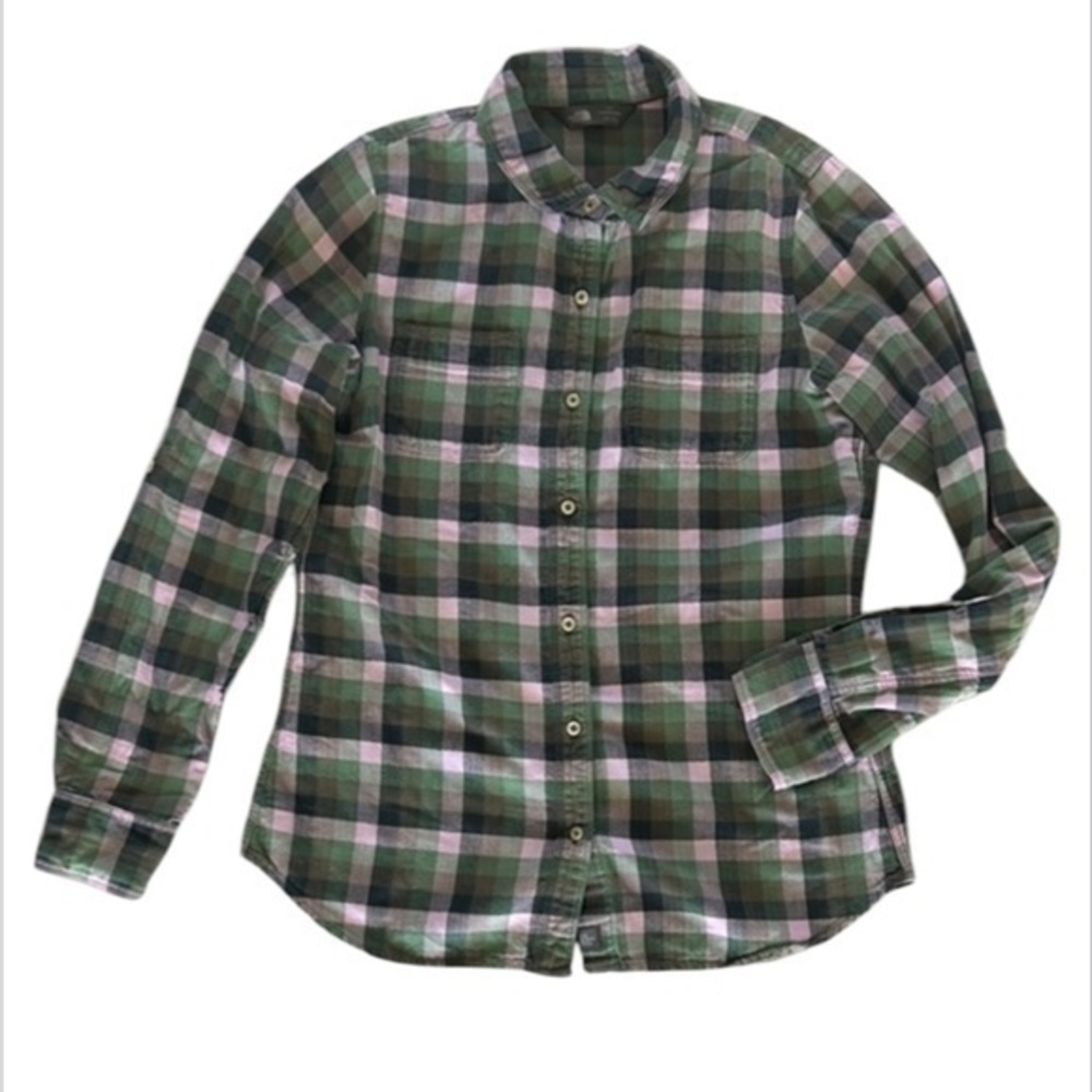 The North Face cotton flannel long sleebe button up shirt size medium